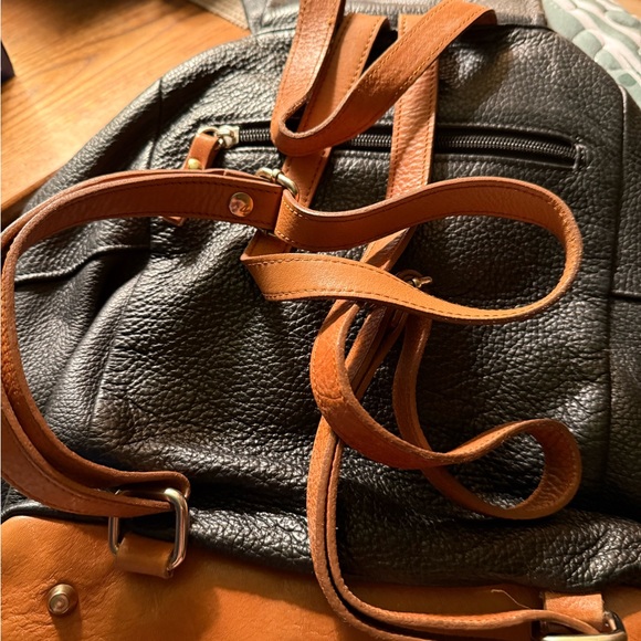 Valentina Black Leather Bag with Gold Accent - Picture 3 of 4